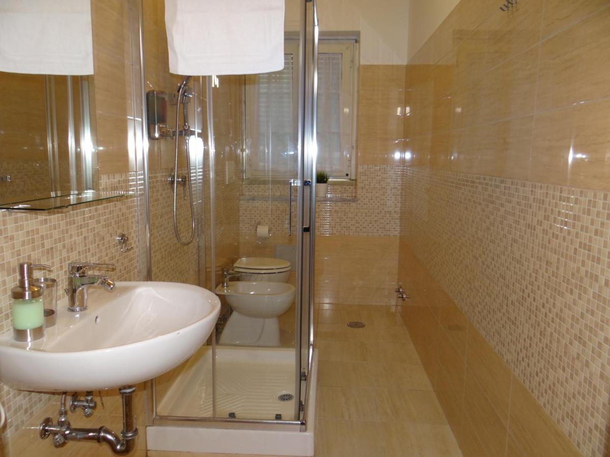 Vmh Vatican Modern House Рим Екстериор снимка